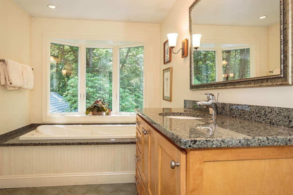 76 High Haith Road Arlington, MA 02476 - Photo 10 of 20 Gallery Image 10