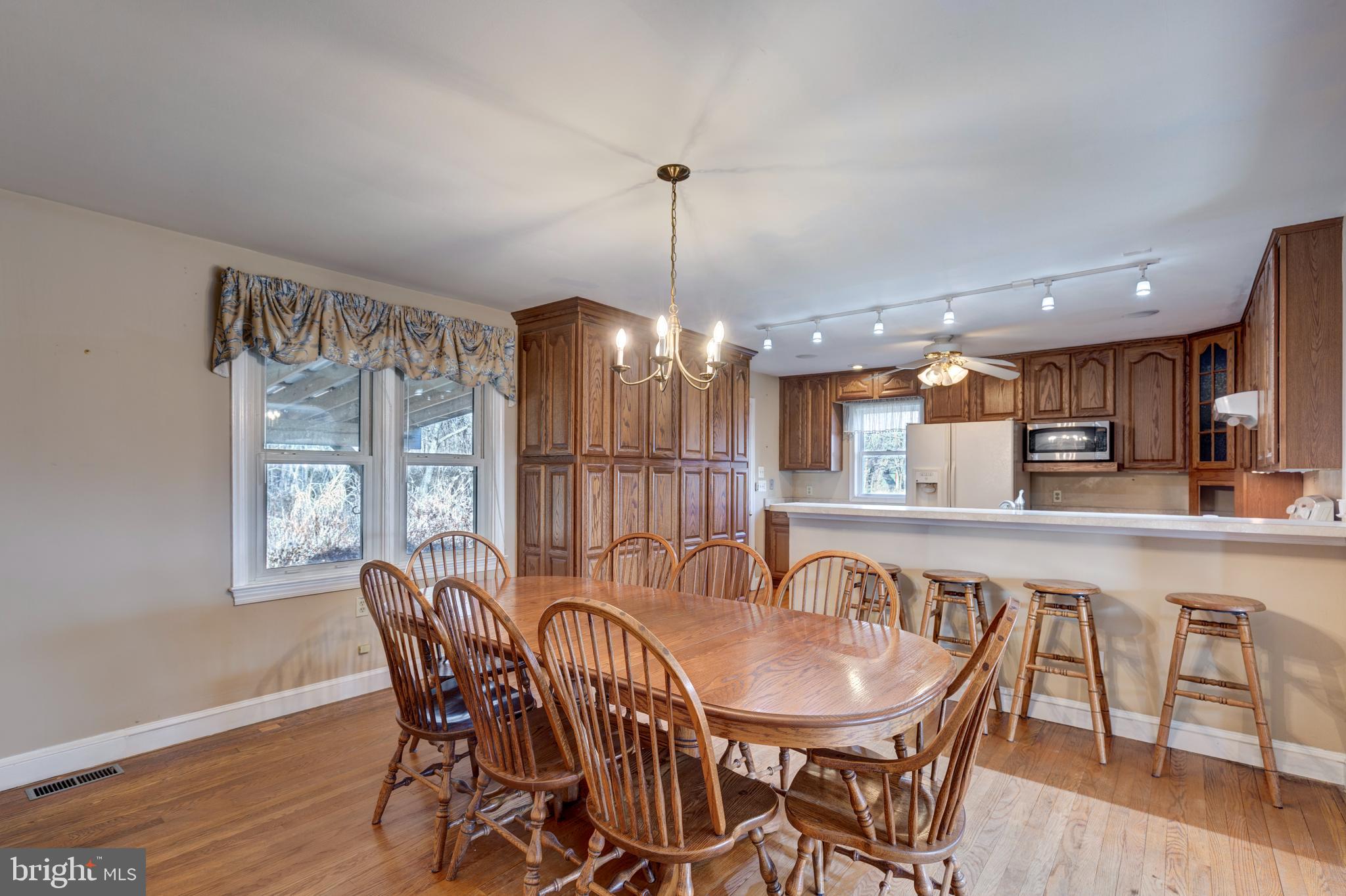 16617 Frederick Road Mount Airy, MD 21771 - Photo 16 of 68 Dining room / kitchen
