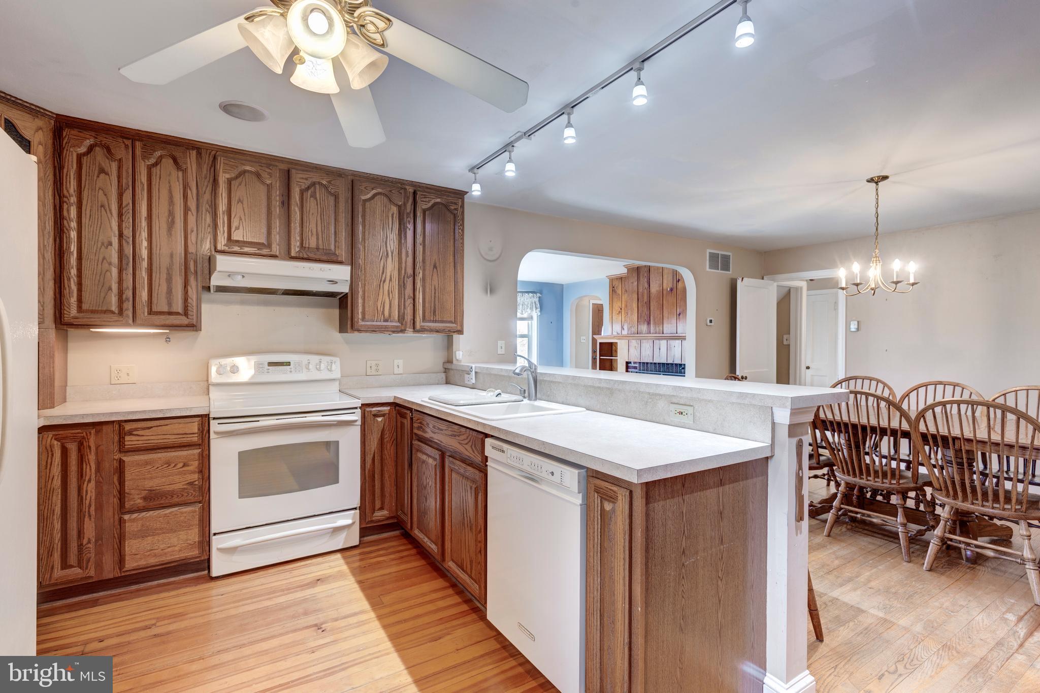 16617 Frederick Road Mount Airy, MD 21771 - Photo 21 of 68 Kitchen