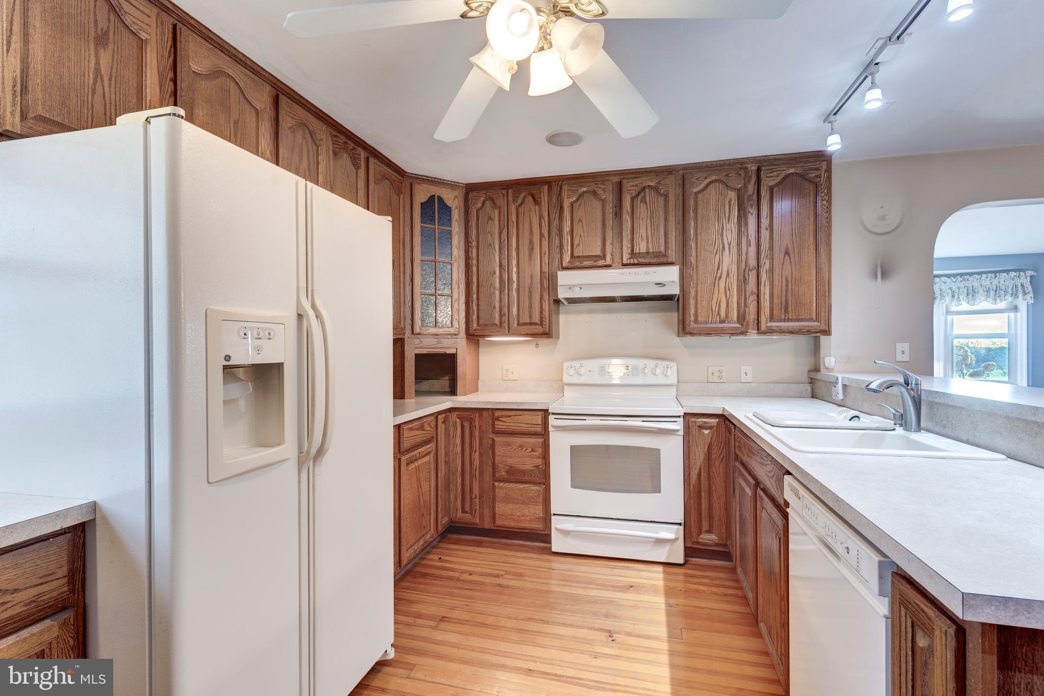 16617 Frederick Road Mount Airy, MD 21771 - Photo 22 of 68 Kitchen
