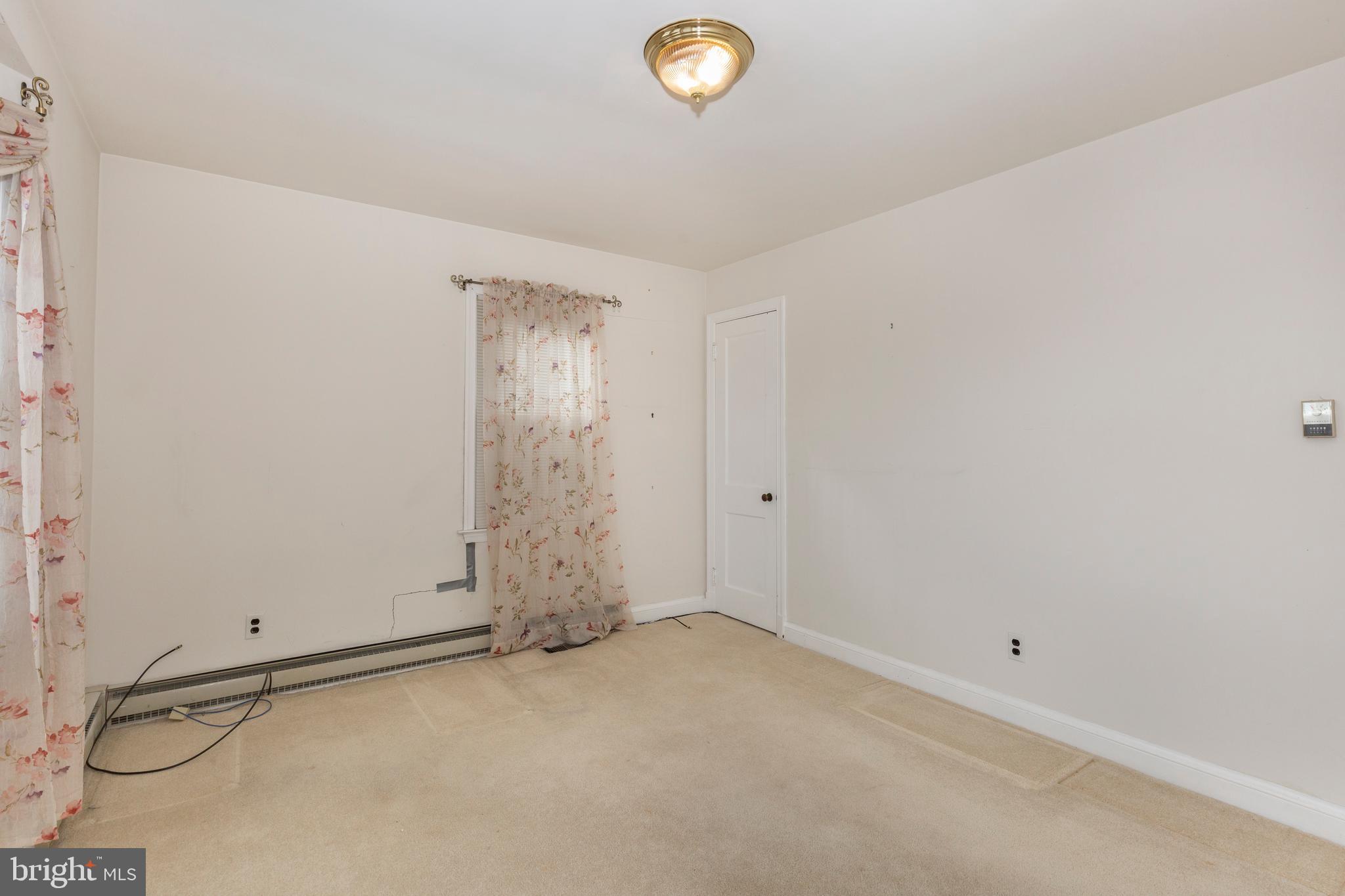 16617 Frederick Road Mount Airy, MD 21771 - Photo 27 of 68 Office