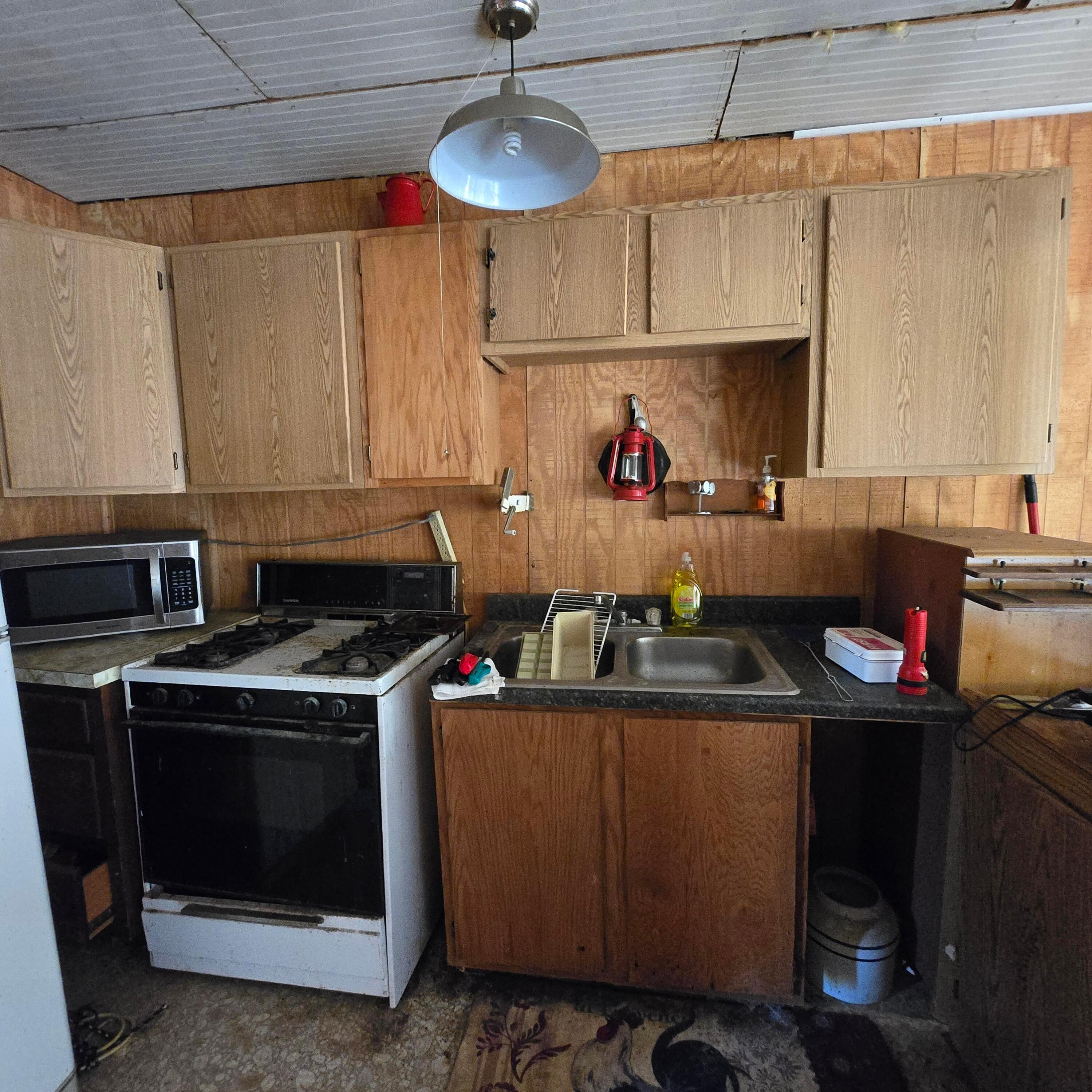 26620 Austin Road Howard, OH 43028 - Photo 17 of 25 Kitchen