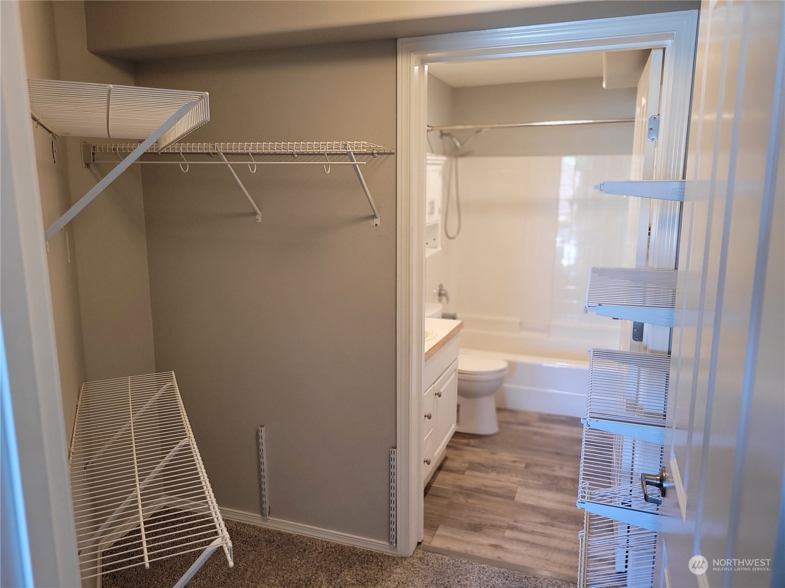 2522 Rucker Avenue, Unit 308 Everett, WA 98201 - Photo 4 of 19