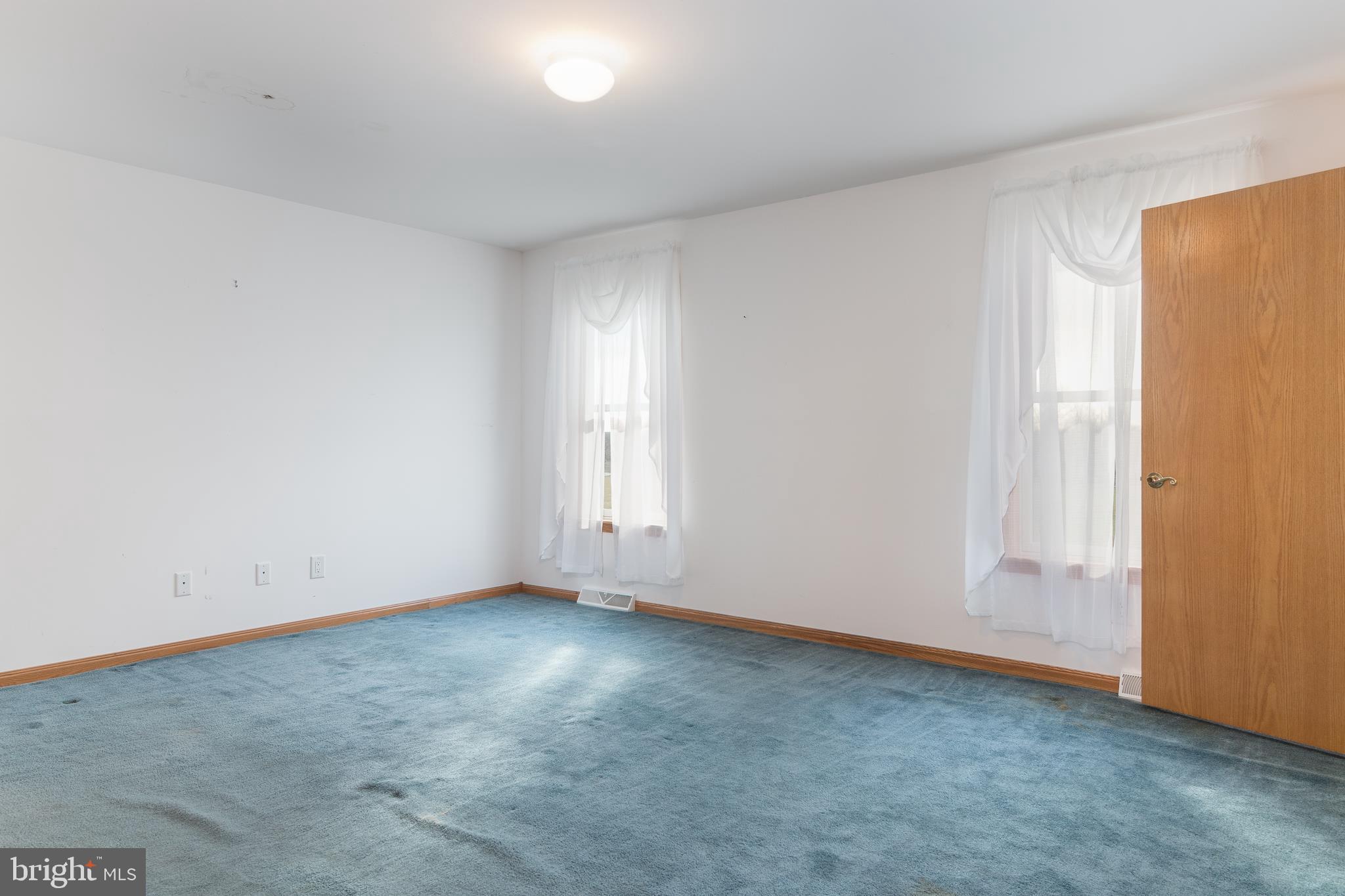 456 Roadstown Road Bridgeton, NJ 08302 - Photo 10 of 24 Master Bedroom