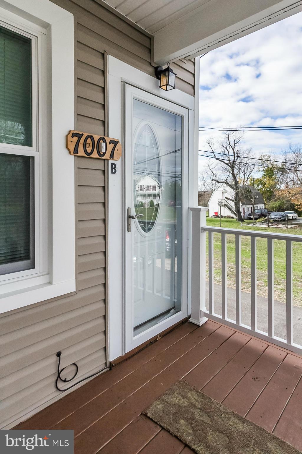 7007 Windsor Mill Road Baltimore, MD 21207 - Photo 15 of 27 Unit 2 Entry
