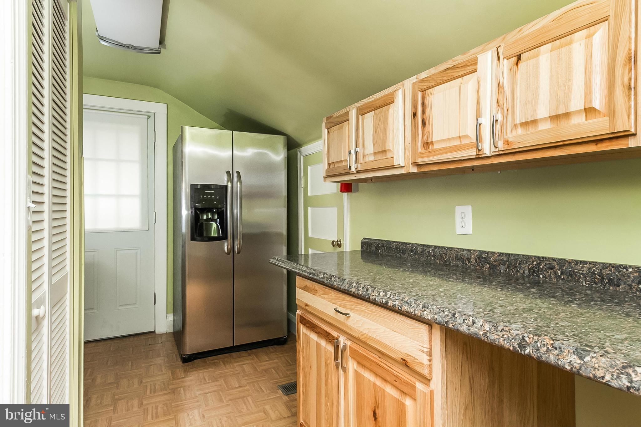 7007 Windsor Mill Road Baltimore, MD 21207 - Photo 17 of 27 Kitchen 2nd Unit