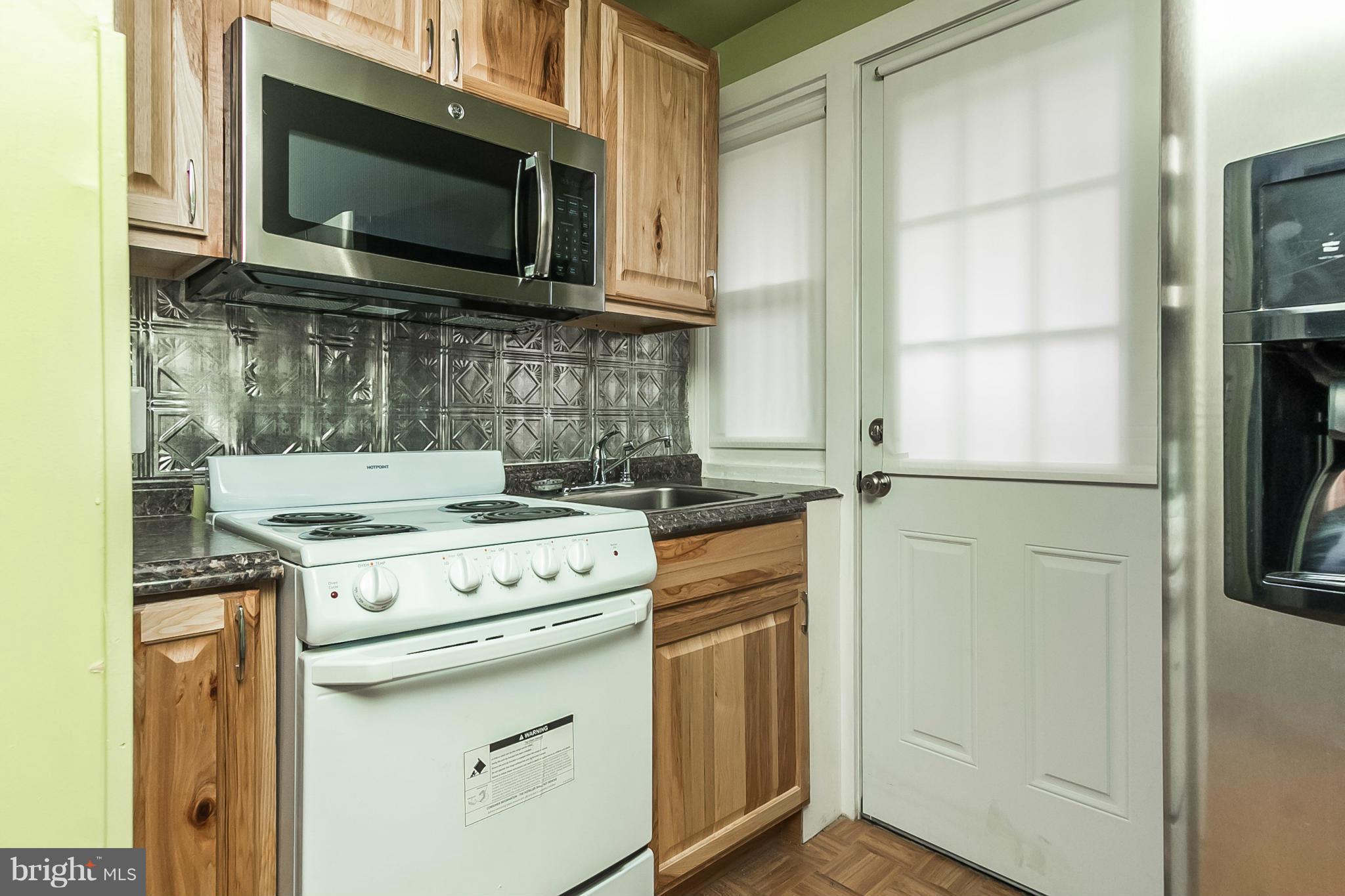 7007 Windsor Mill Road Baltimore, MD 21207 - Photo 18 of 27 Kitchen Unit 2