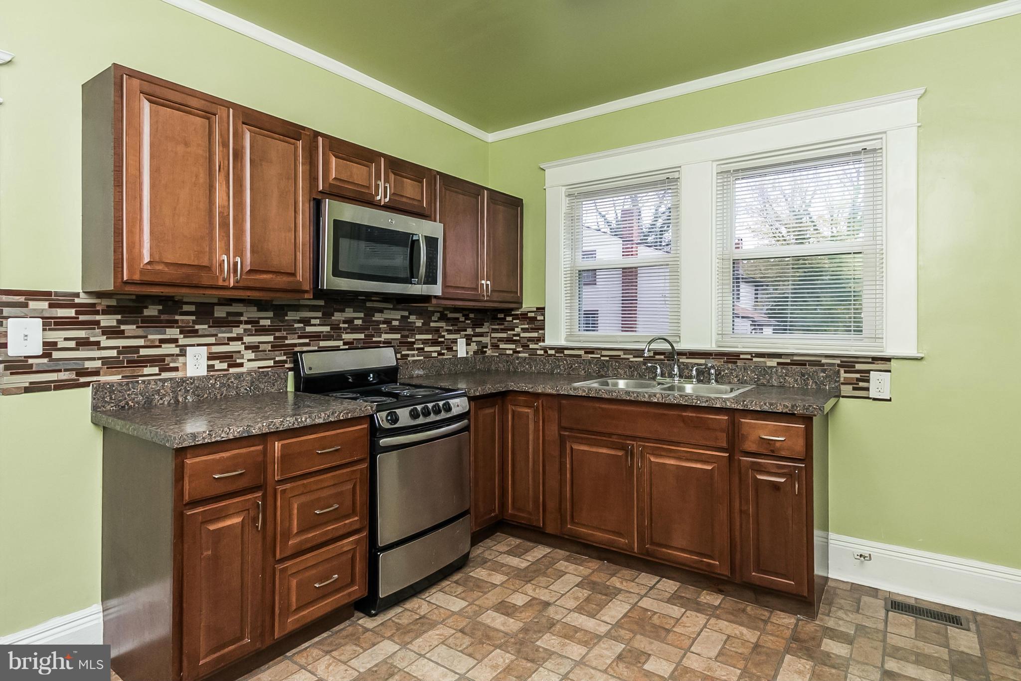 7007 Windsor Mill Road Baltimore, MD 21207 - Photo 7 of 27 Kitchen 1st Floor Unit