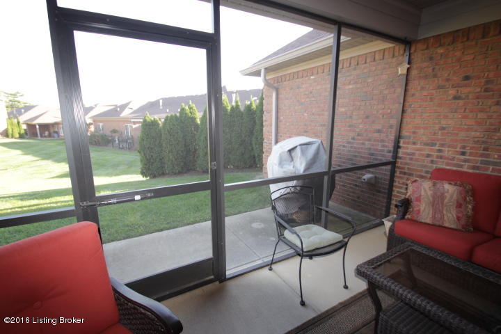 10705 Riva Road Louisville, KY 40223 - Photo 42 of 45 IMG_2632