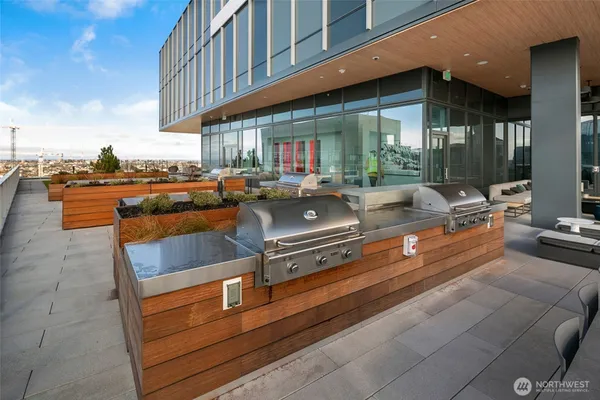 $4,095 | 1808 Minor Avenue, Unit 1301, Seattle, WA 98101