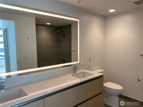 $4,095 | 1808 Minor Avenue, Unit 1301, Seattle, WA 98101