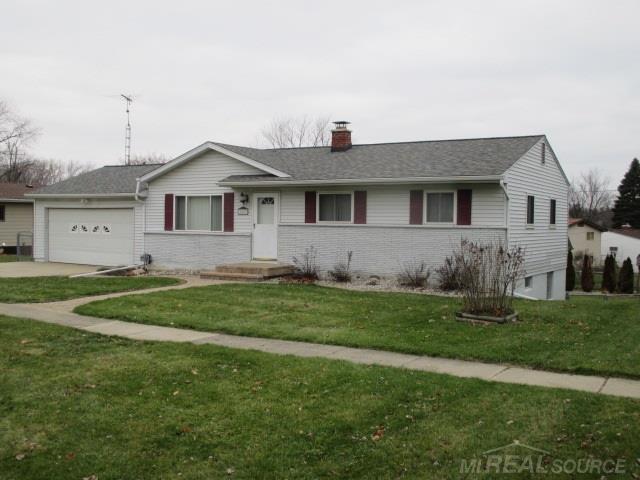 207 East River Road Flushing, MI 48433 - Photo 2 of 21 Gallery Image 2