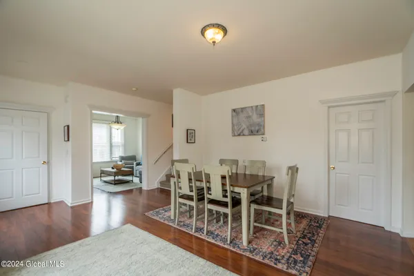 $3,300 | 39 Walton Street, Saratoga Springs, NY 12866
