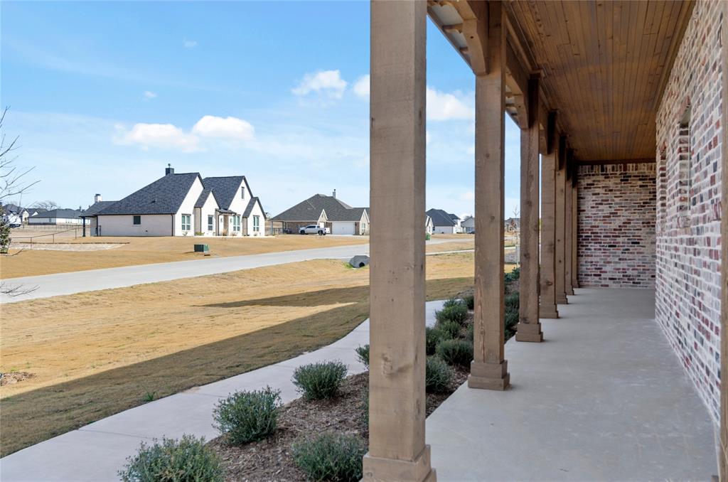 541 Cornerstone Avenue Azle, TX 76020 - Photo 4 of 34