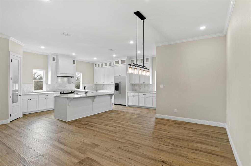 541 Cornerstone Avenue Azle, TX 76020 - Photo 10 of 34