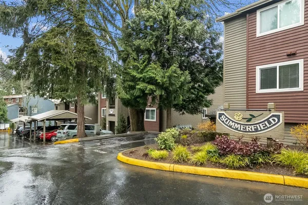 $259,900 | 15715 4th Avenue South, Unit 21, Burien, WA 98148