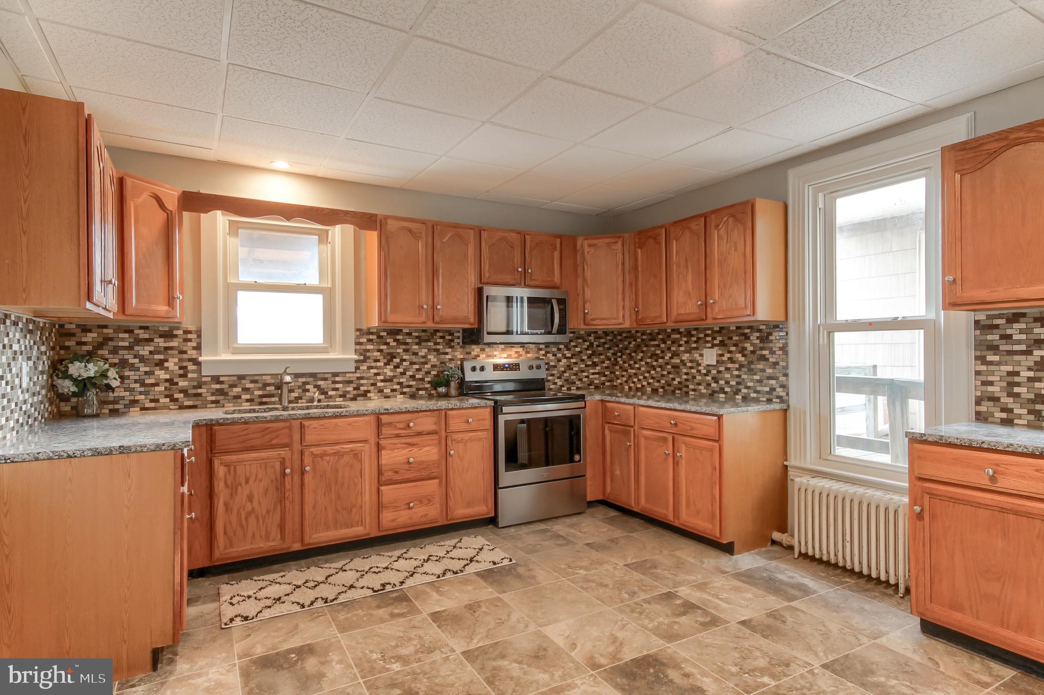 210 High Street Hanover, PA 17331 - Photo 2 of 31 Gallery Image 2