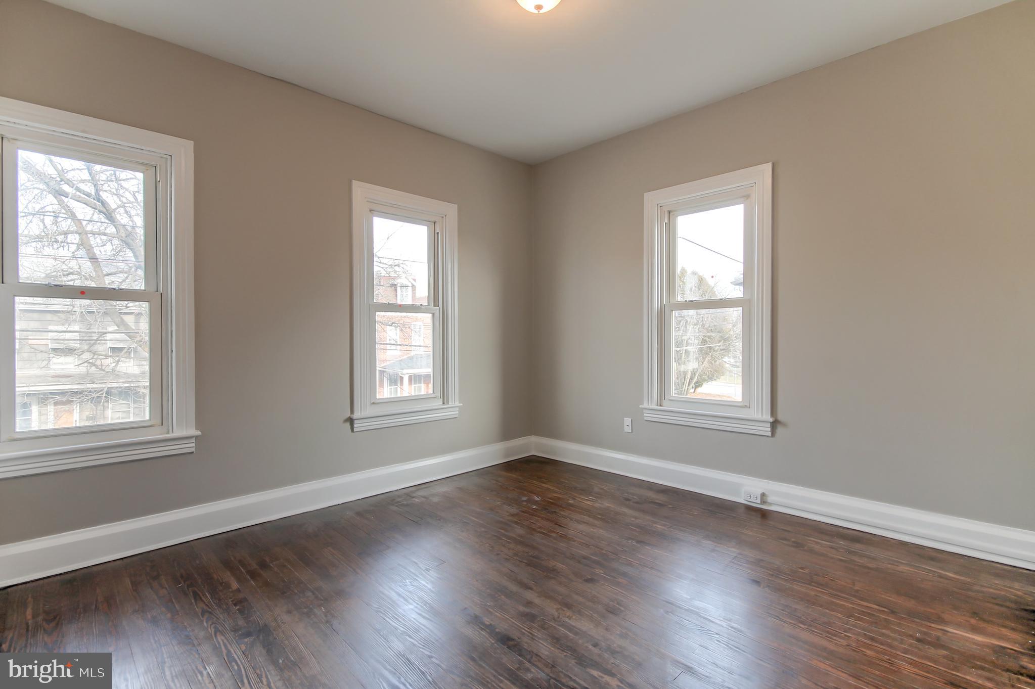210 High Street Hanover, PA 17331 - Photo 16 of 31 Gallery Image 16