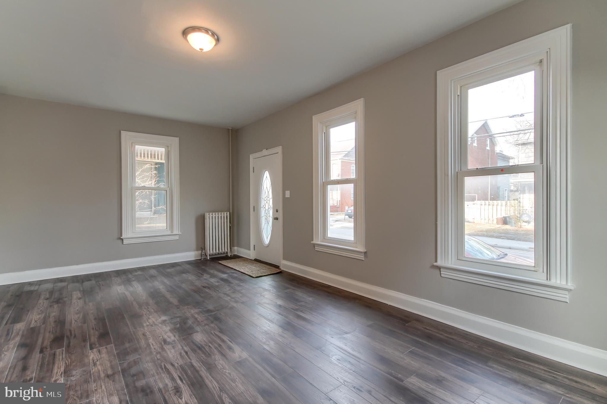 210 High Street Hanover, PA 17331 - Photo 8 of 31 Gallery Image 8