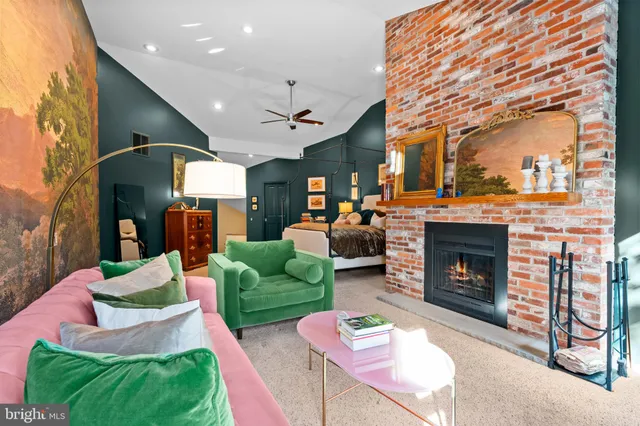 a utility room with sink dryer and washer