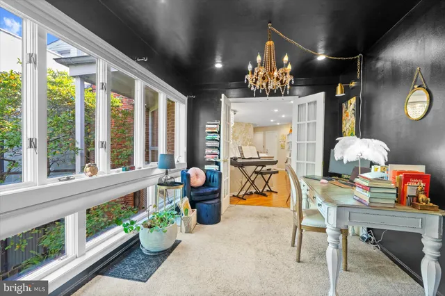 a view of utility room