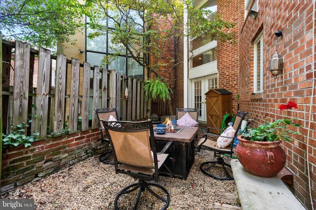 $750,000 | 116 West Lee Street, Baltimore, MD 21201