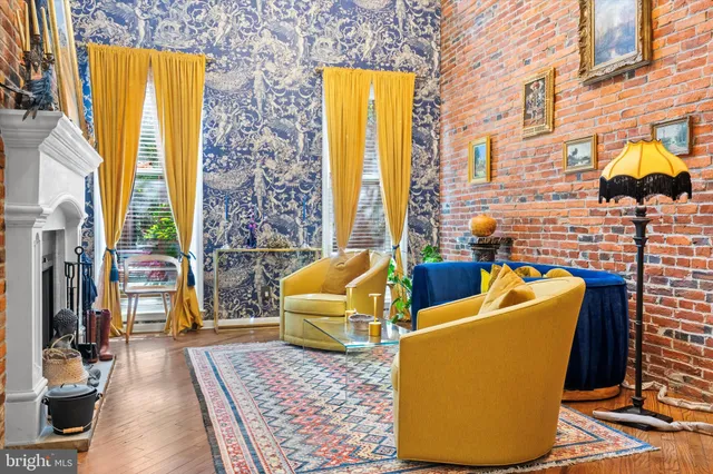 a view of an outdoor space with seating area