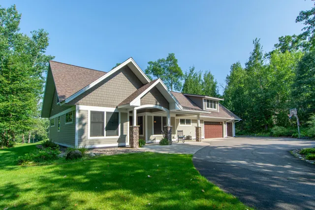 $999,000 | 24197 Willow Circle, Nisswa, MN 56468