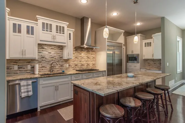 $999,000 | 24197 Willow Circle, Nisswa, MN 56468