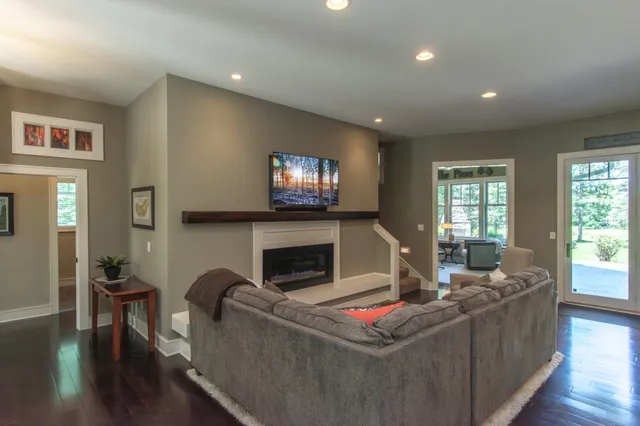 $999,000 | 24197 Willow Circle, Nisswa, MN 56468