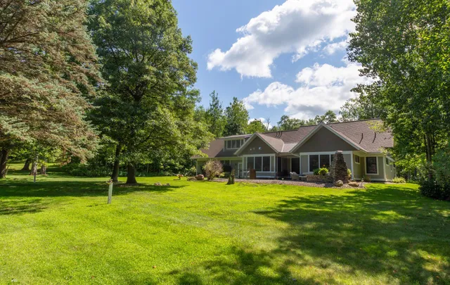 $999,000 | 24197 Willow Circle, Nisswa, MN 56468