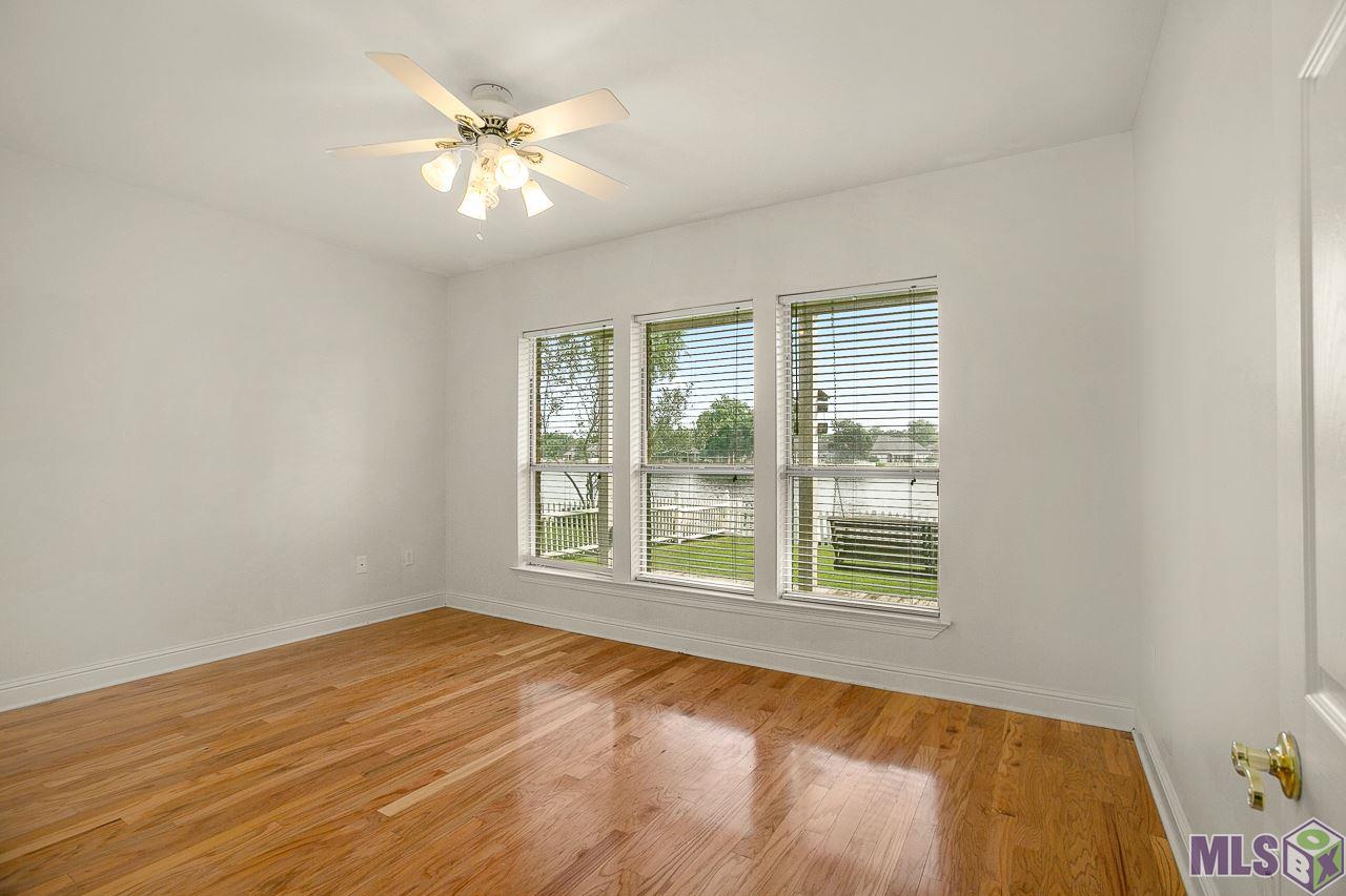 17627 Lake Iris Avenue Baton Rouge, LA 70817 - Photo 11 of 20