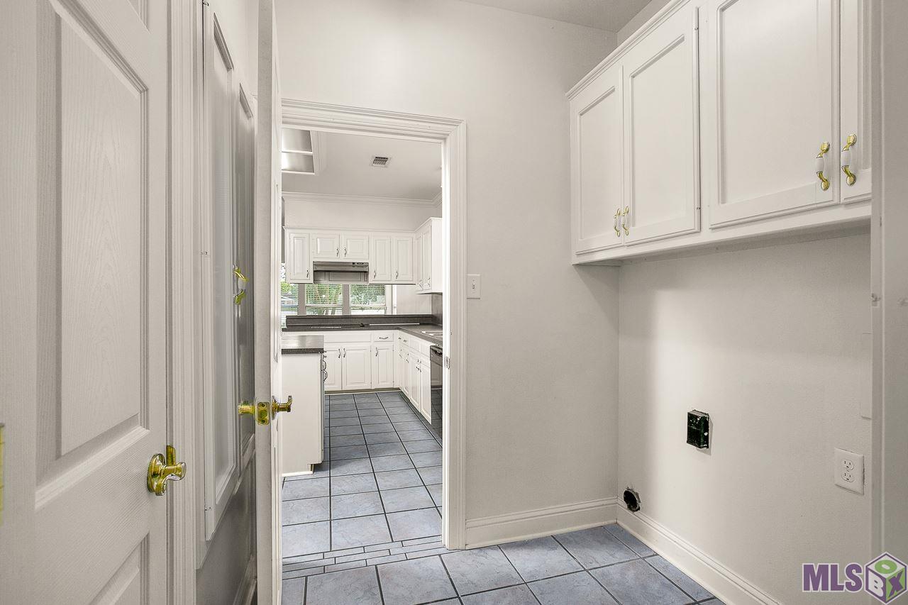 17627 Lake Iris Avenue Baton Rouge, LA 70817 - Photo 8 of 20