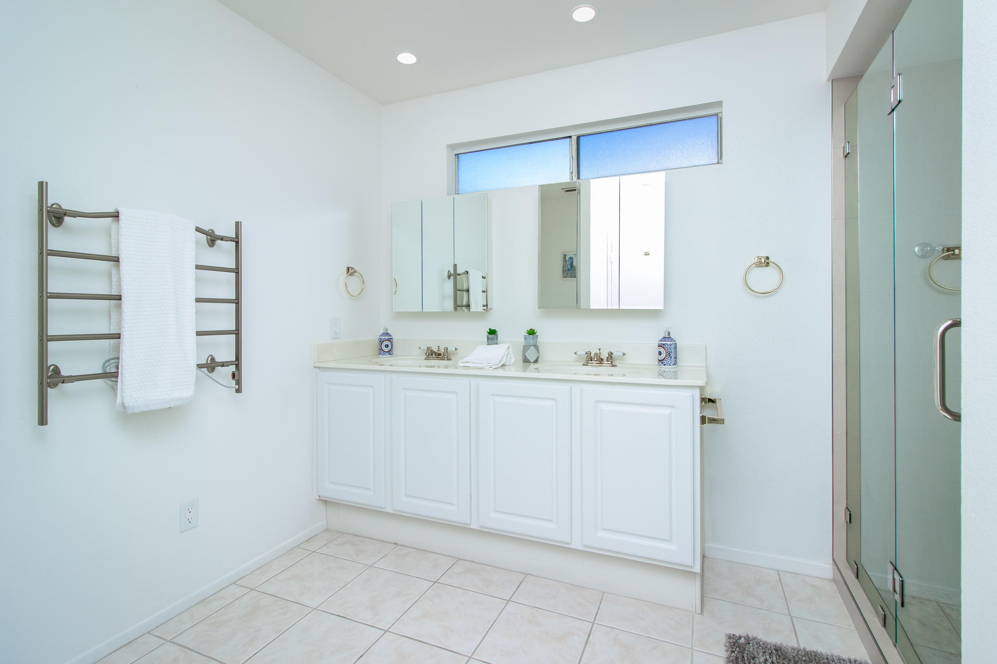 72459 Rodeo Way Rancho Mirage, CA 92270 - Photo 22 of 44 Master Bath #1