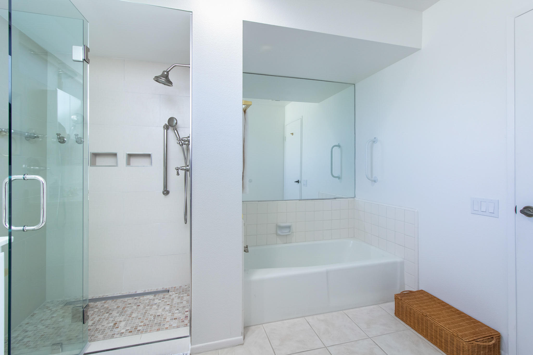 72459 Rodeo Way Rancho Mirage, CA 92270 - Photo 23 of 44 Master Bath #3