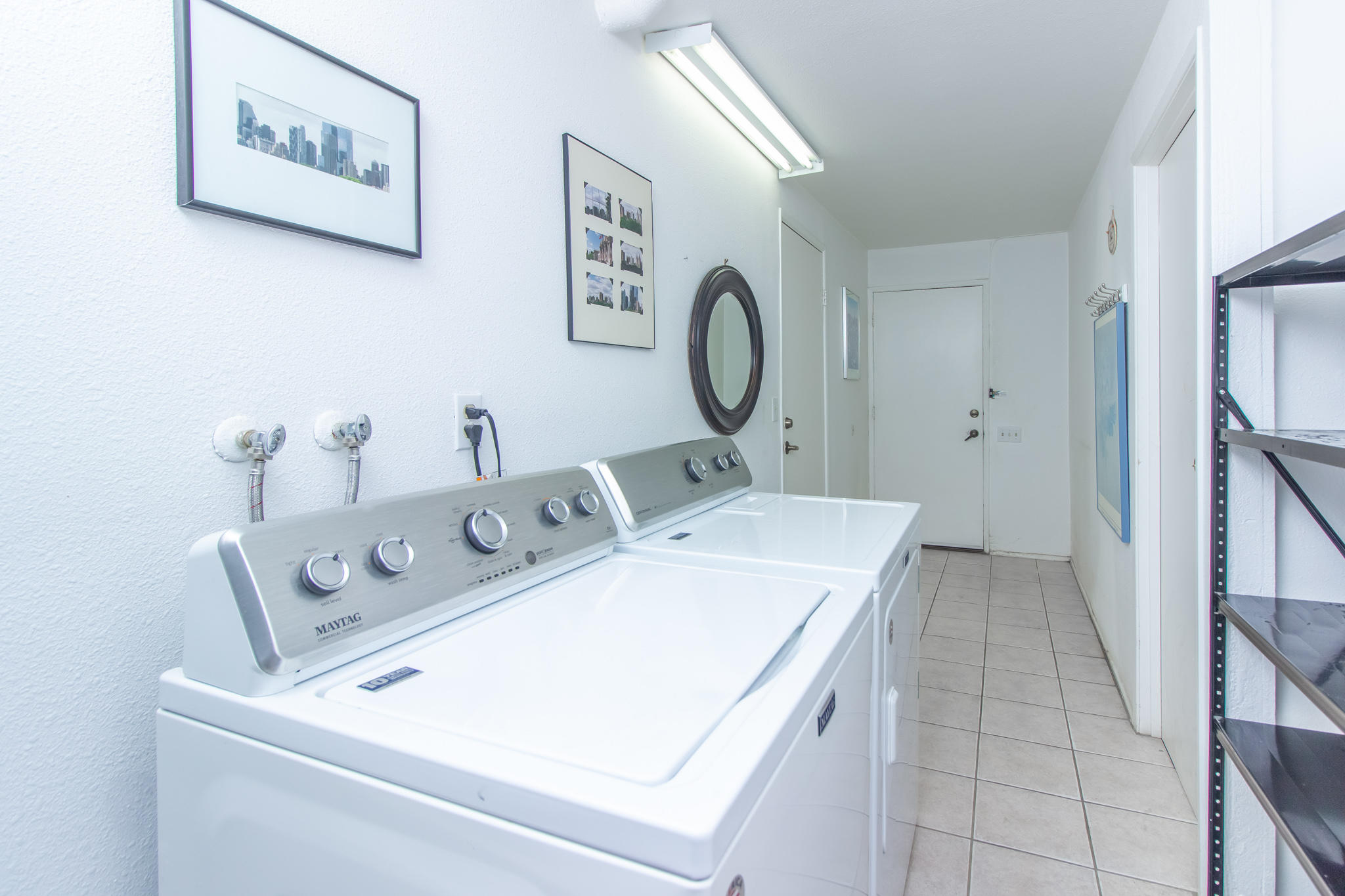 72459 Rodeo Way Rancho Mirage, CA 92270 - Photo 30 of 44 Laundry Room