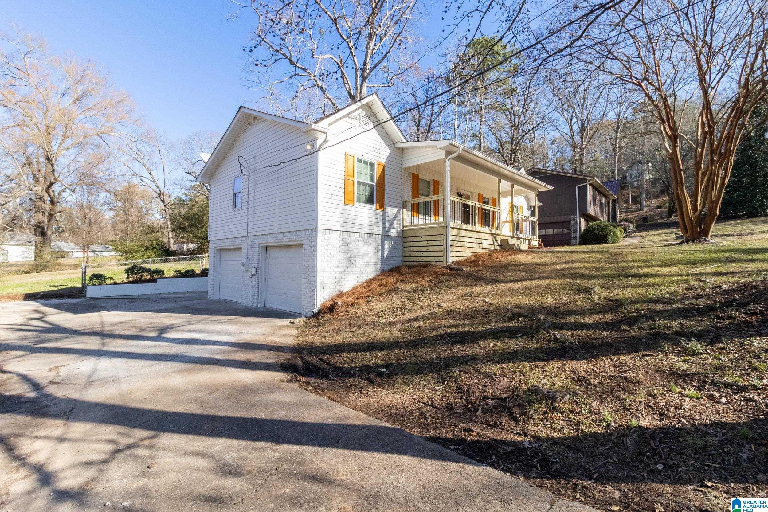 904 Rich Road Birmingham, AL 35215 - Photo 2 of 30
