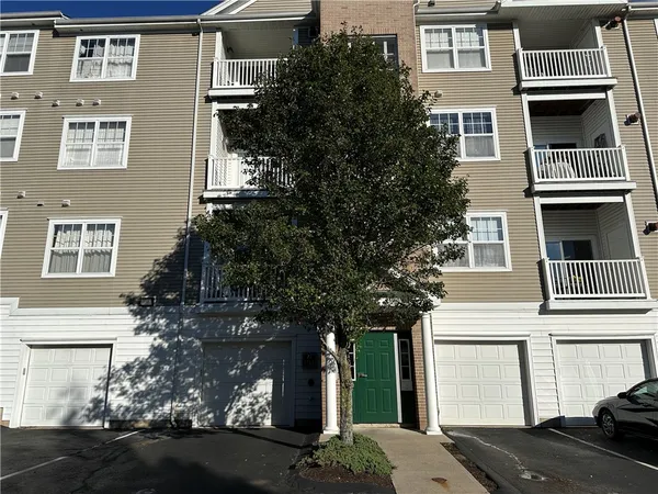 $1,900 | 104 Mill Street, Unit 103, Woonsocket, RI 02895