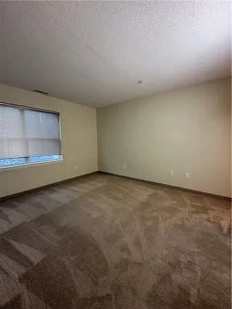 $1,900 | 104 Mill Street, Unit 103, Woonsocket, RI 02895