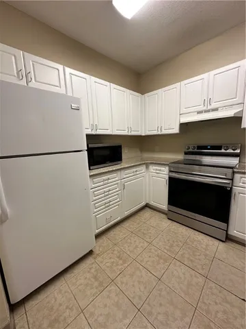 $2,000 | 104 Mill Street, Unit 103, Woonsocket, RI 02895