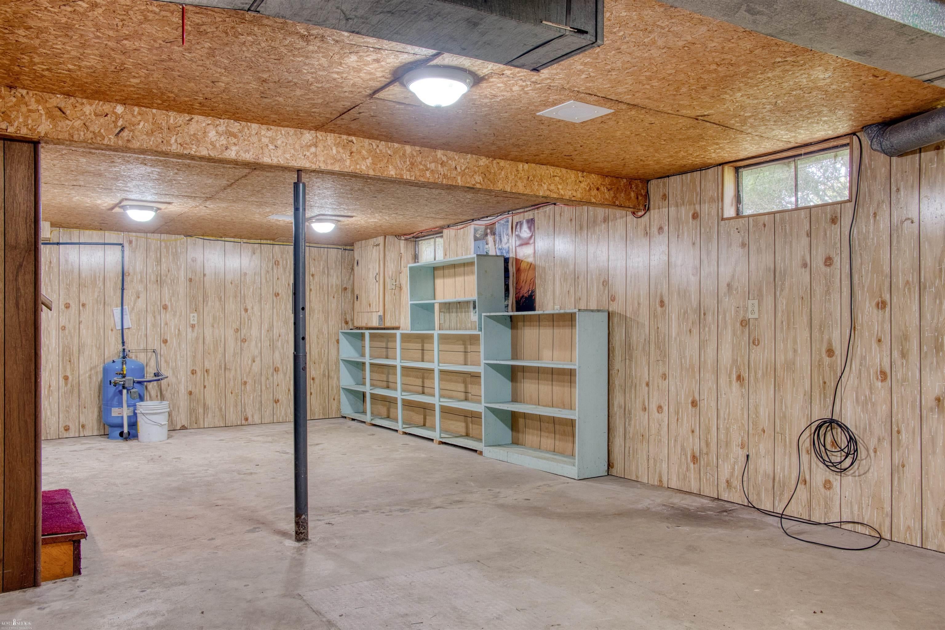 2470 Lyons Road Owosso, MI 48867 - Photo 19 of 33 Gallery Image 19