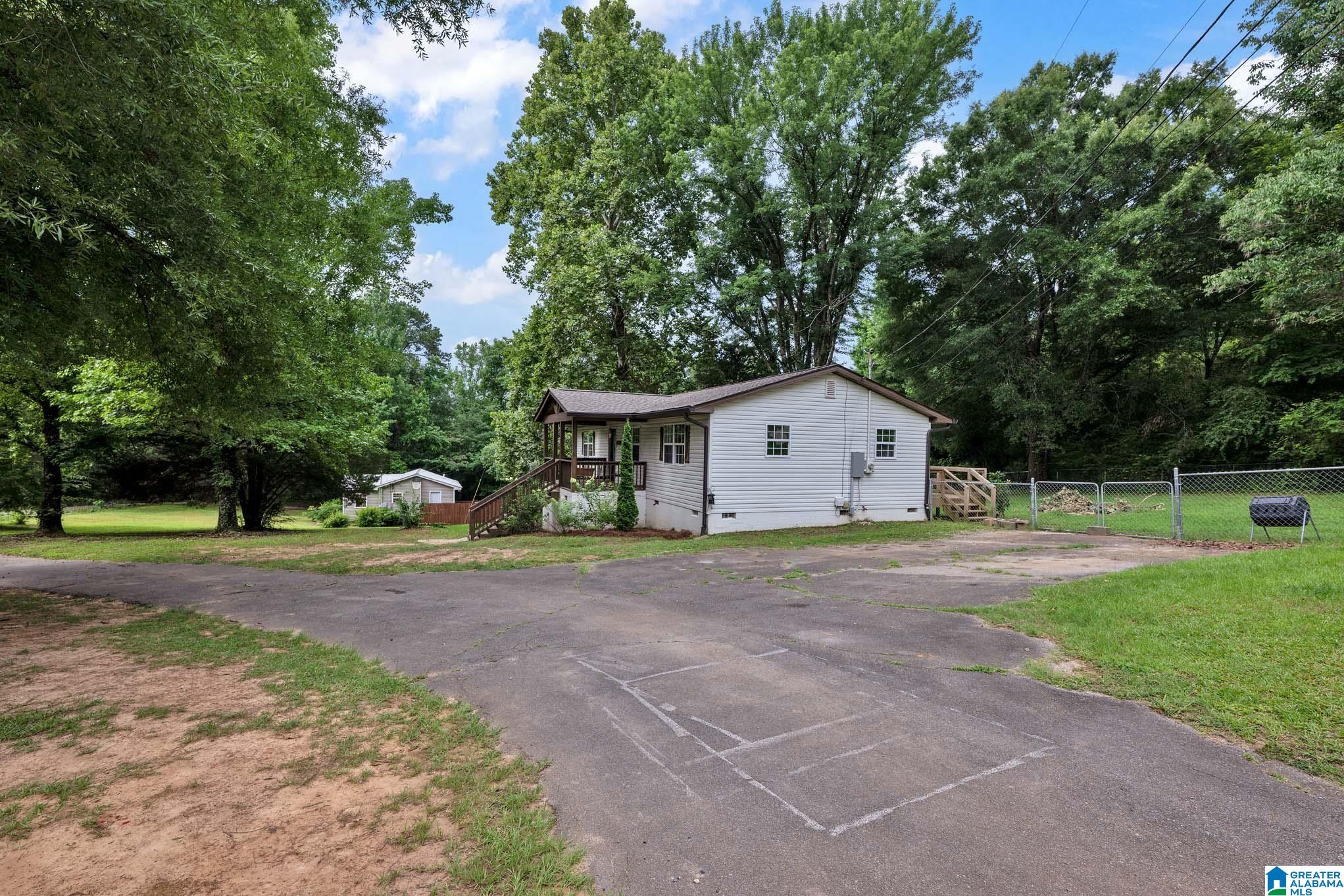 9690 Lazy S Road Warrior, AL 35180 - Photo 29 of 33