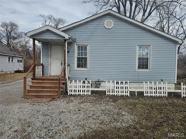 $60,000 | 211 Judith Lane, Cahokia, IL 62206