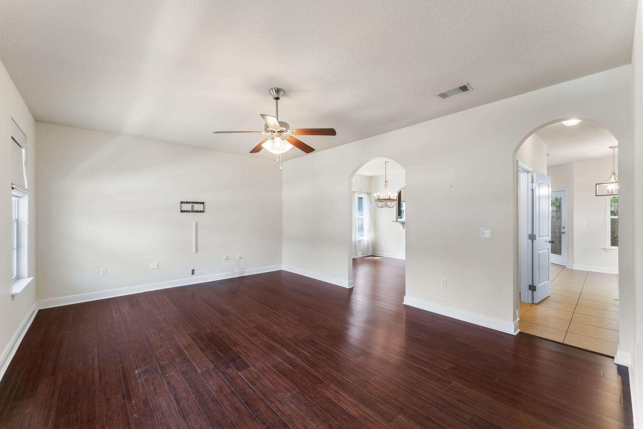 222 Water Oaks Loop Santa Rosa Beach, FL 32459 - Photo 6 of 37 Living Room