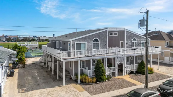 $1,995,000 | 146 83rd Street, Unit #1, Stone Harbor, NJ 08247