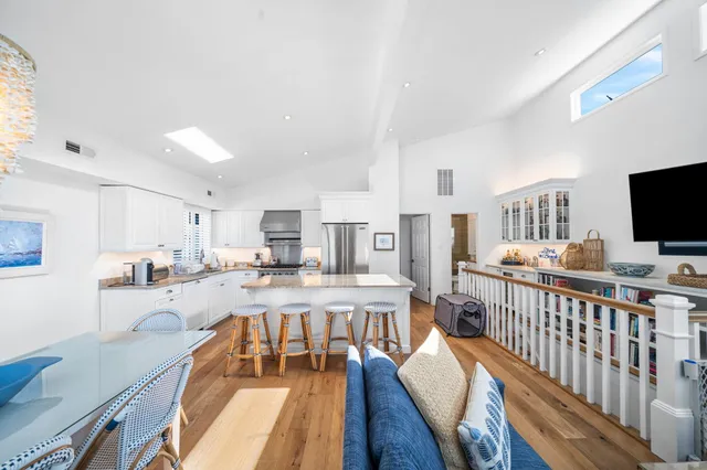 $1,995,000 | 146 83rd Street, Unit #1, Stone Harbor, NJ 08247