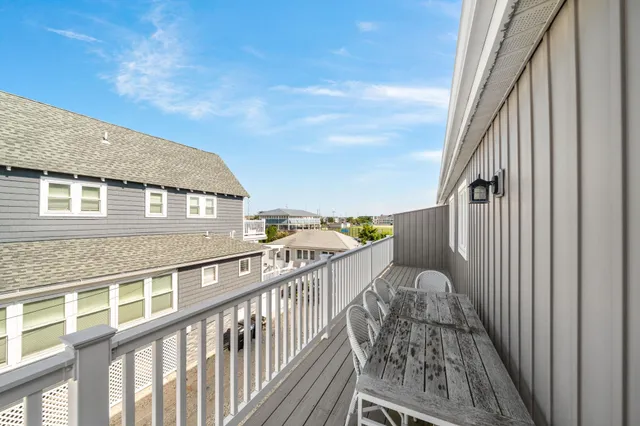 $1,995,000 | 146 83rd Street, Unit #1, Stone Harbor, NJ 08247
