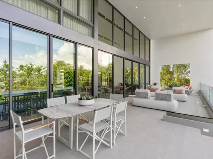 $5,000,000 | 1501 Northeast 103rd Street, Miami Shores, FL 33138
