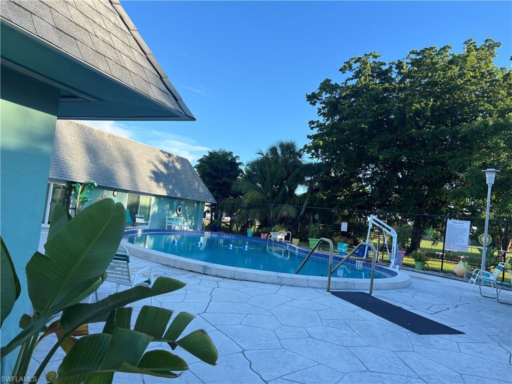 120 Grassy Key Lane, Unit 38 Naples, FL 34114 - Photo 26 of 28 a view of yard