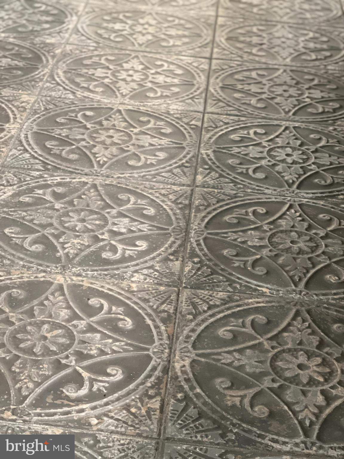 1805 Batten Hollow Road Vienna, VA 22182 - Photo 12 of 81 entryway and kitchen floor